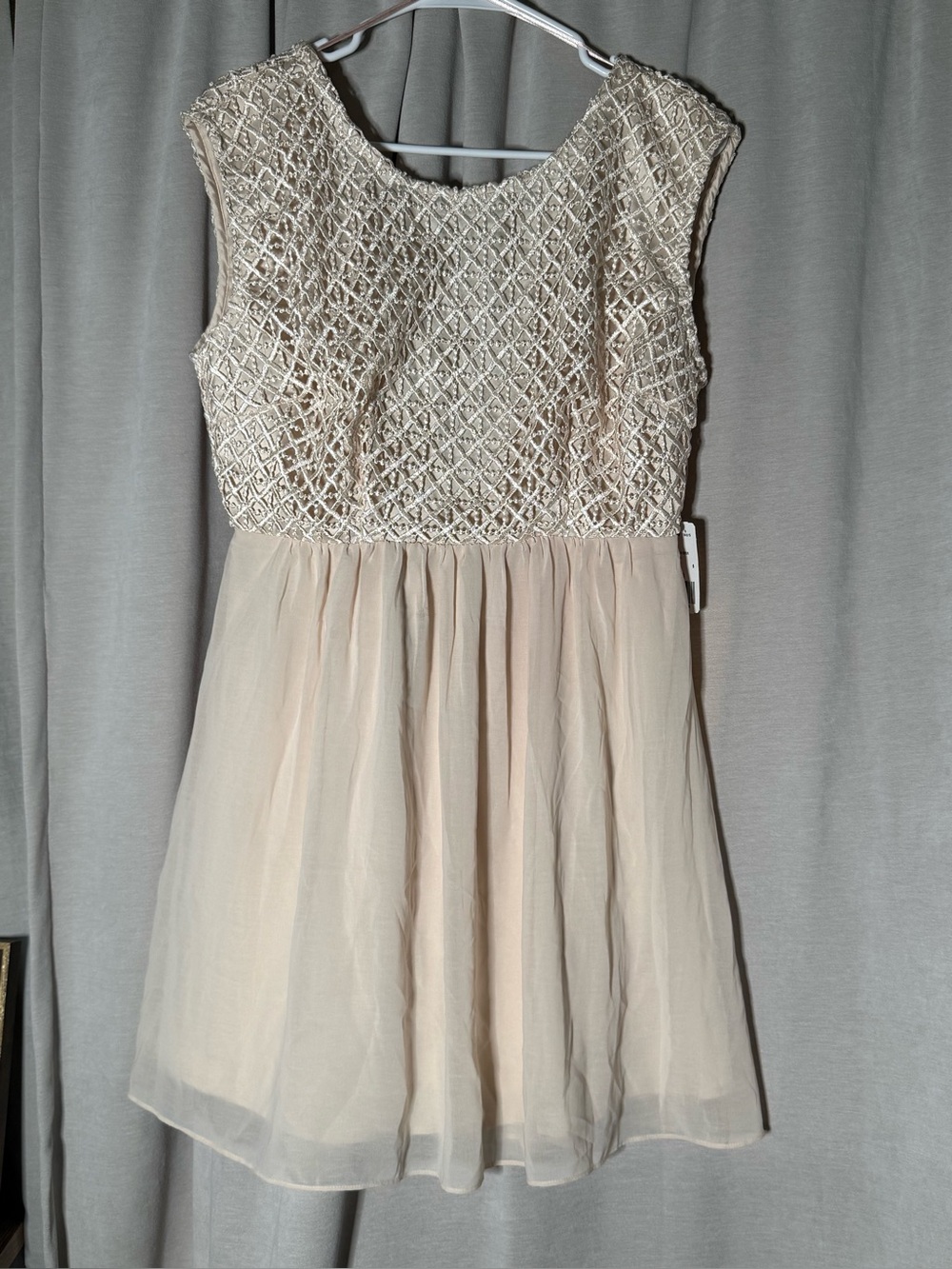 Love 21 Cream Lace Bodice Chiffon Party Dress
